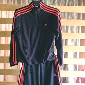 Adidas Sweatshirt & Sweatpants